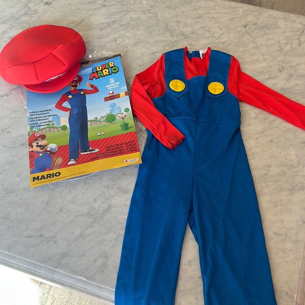 Super Mario Brothers costume size 3-4t
